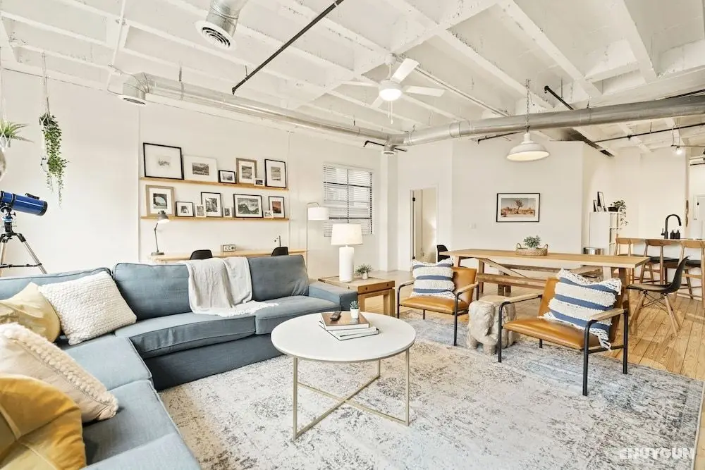 West Home - 900 Lofts - Öne Çıkan Resim