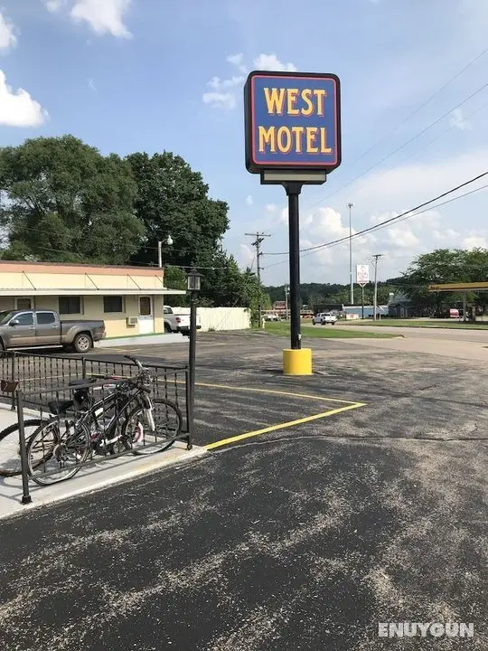 West Motel - Öne Çıkan Resim