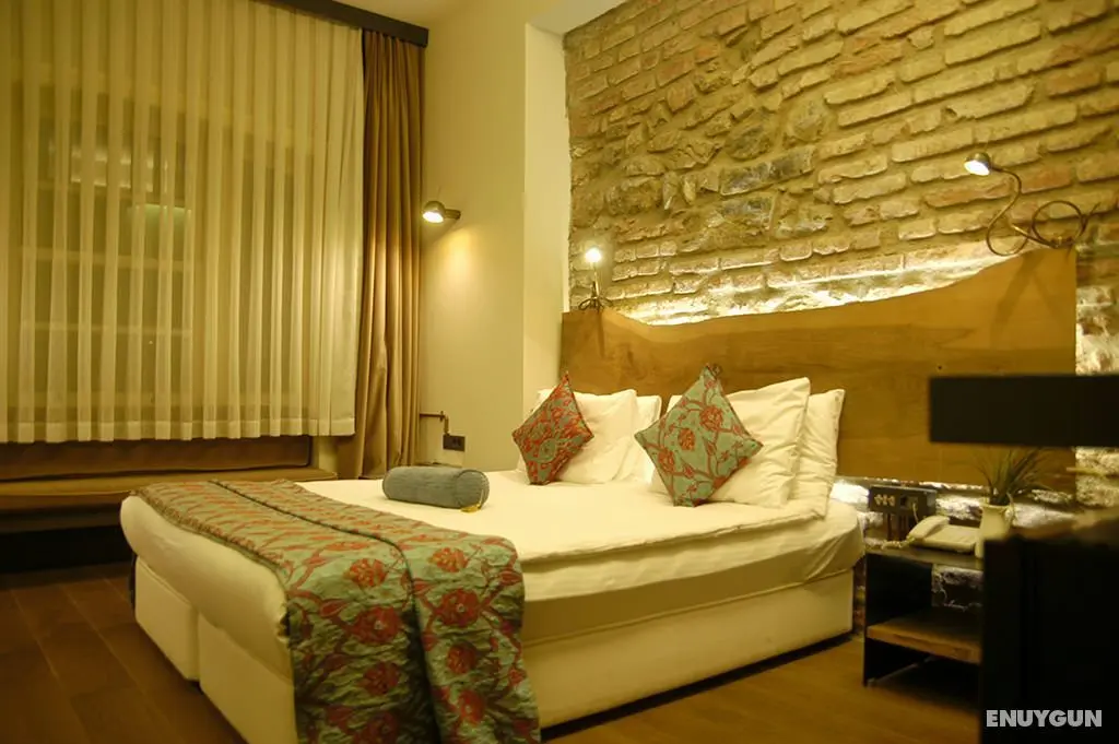 West Pera Hotel - Oda