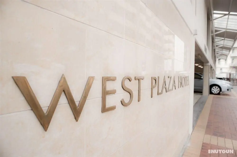 West Plaza - Genel