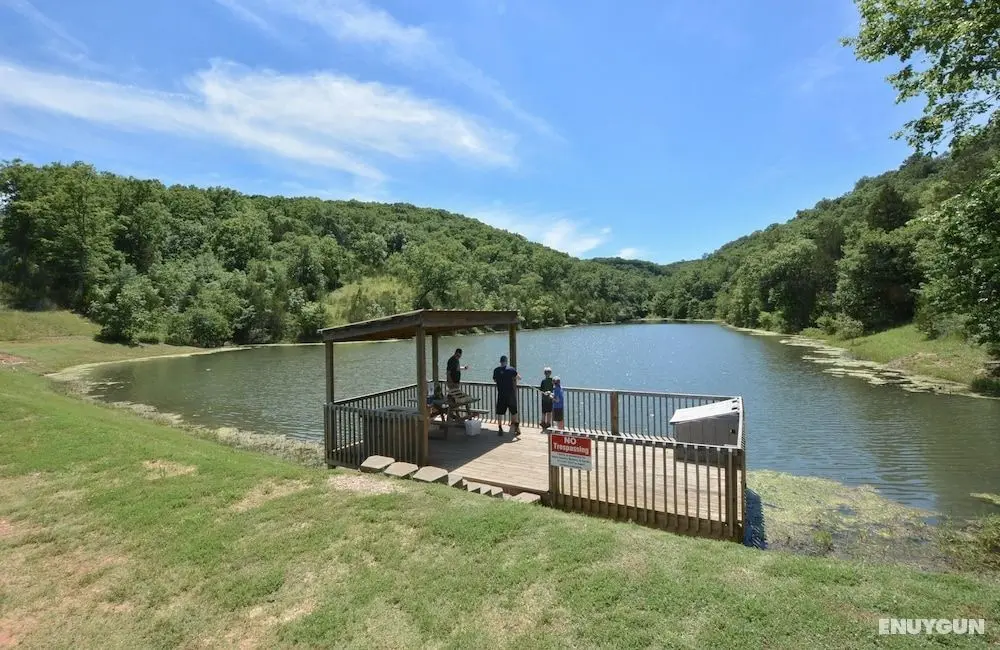 Westcreek Lodge @ Notch-vaulted Ceilings, 2 Pools, Private Lake, 1 Mile to Sdc! - Dış Mekan