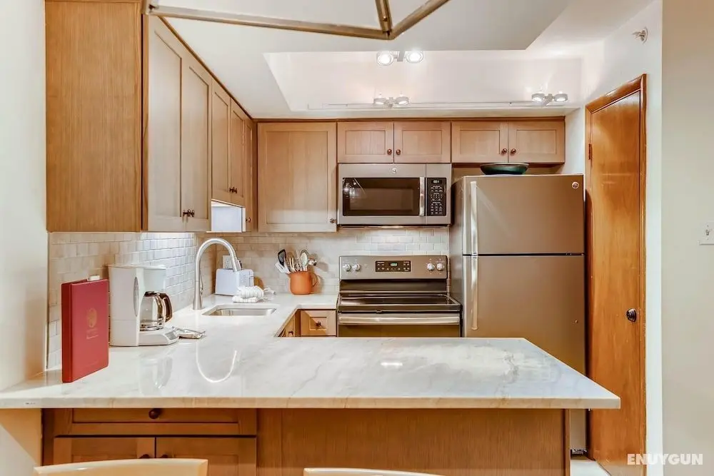 Westwind 109 1BD 1.5ba Gold Condo - Öne Çıkan Resim