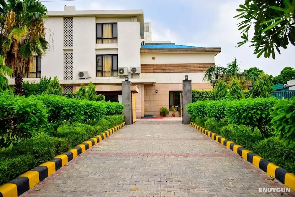 When In Gurgaon - Service Apartments, Next to Artemis Hospital - Öne Çıkan Resim