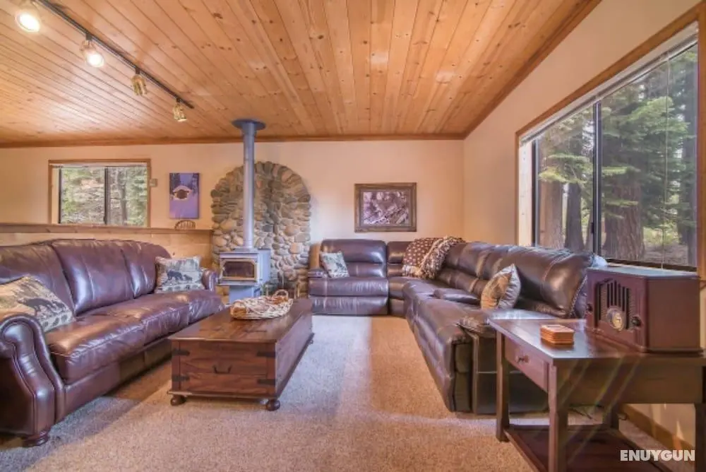 Whiskey Springs by Avantstay Classic Cabin Near Tahoe Donner Ski Area! - Öne Çıkan Resim