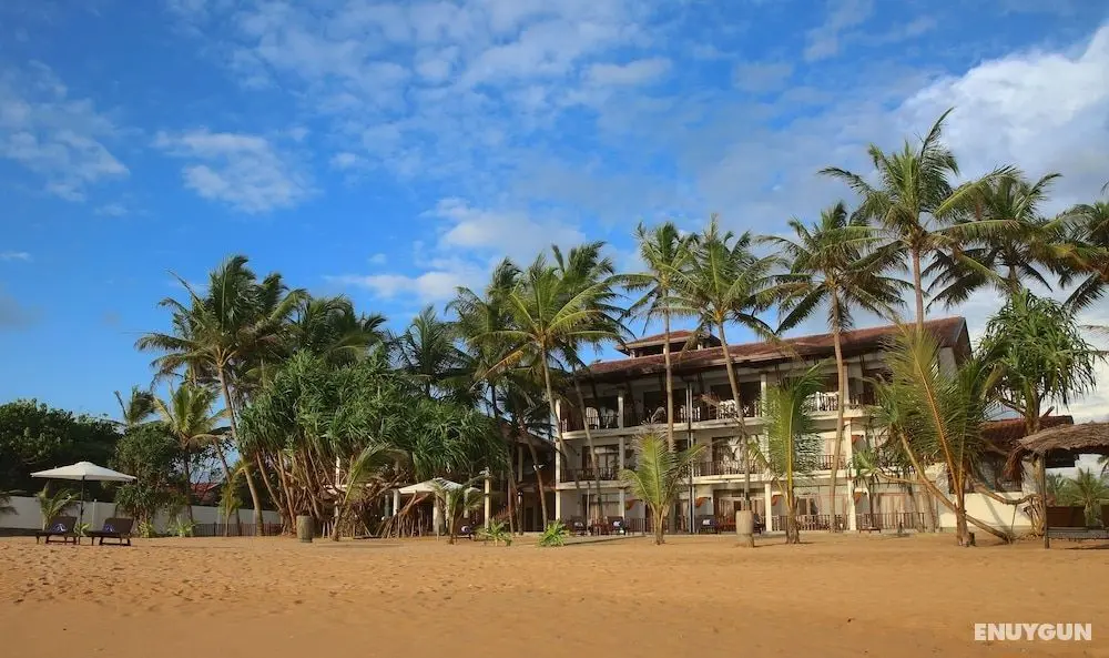Whispering Palms Hotel - Plaj