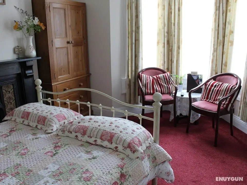 White Guest House - Öne Çıkan Resim