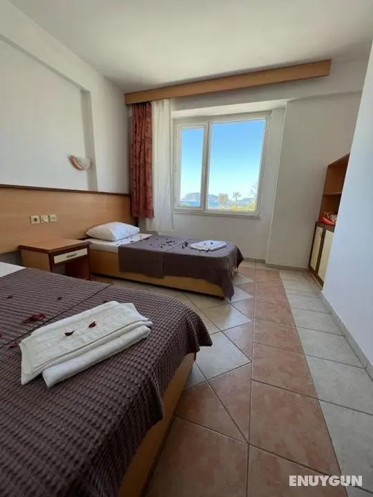 White Night Suite ve Apart Hotel - Oda