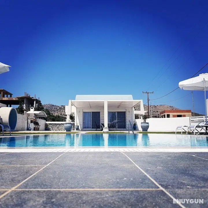 White Passion Villa - Öne Çıkan Resim