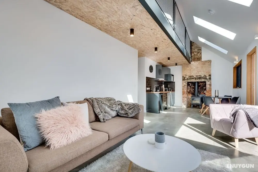 White Room Apartments - Öne Çıkan Resim
