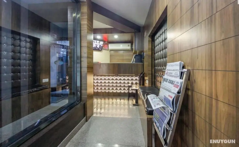 Hotel White Rose Rose & Dormitory Surat - Öne Çıkan Resim