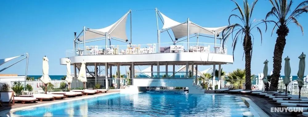 White Tower Mamaia - Öne Çıkan Resim