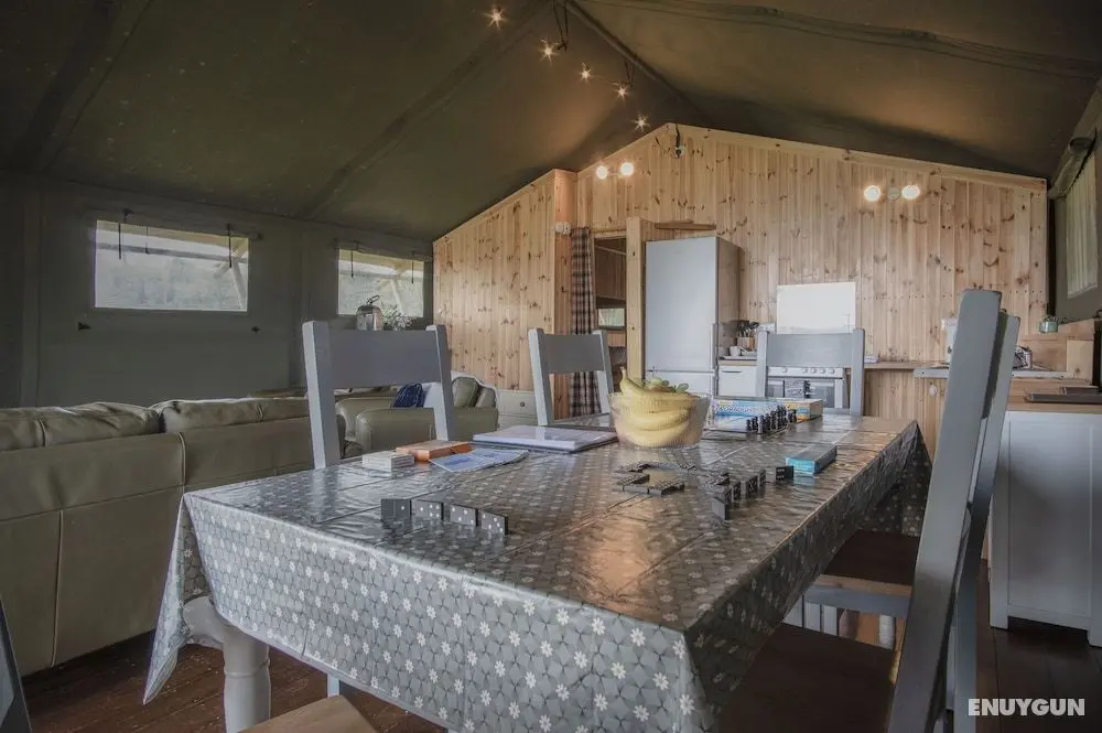 Whiteford Glamping Tent - Llangennith - Oda Düzeni