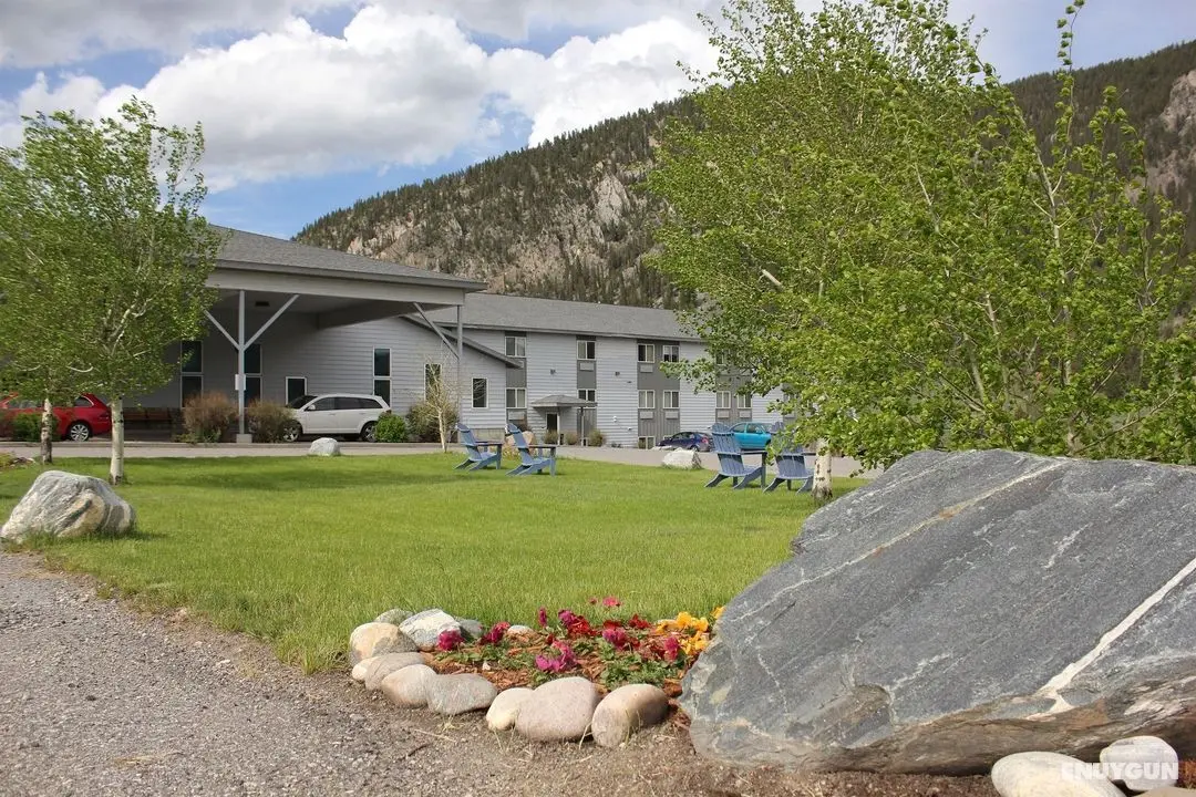 Whitewater Inn - Genel