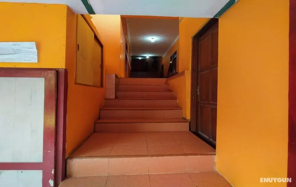 HOTEL WIDODO 1 TUSTIYANI PARANGTRITIS - Lobi