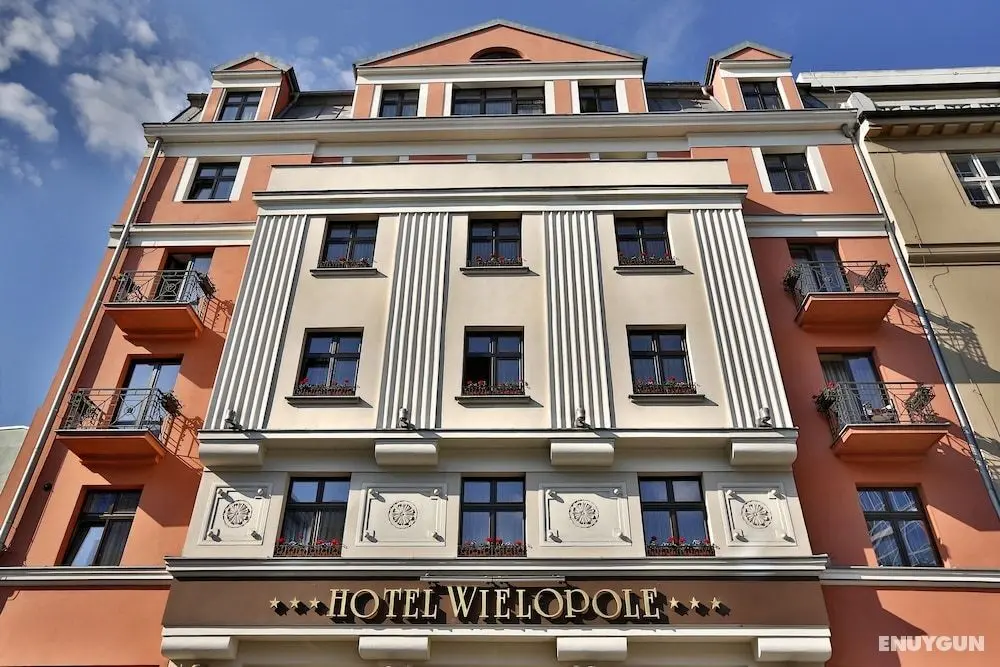 Hotel Wielopole - Dış Mekan