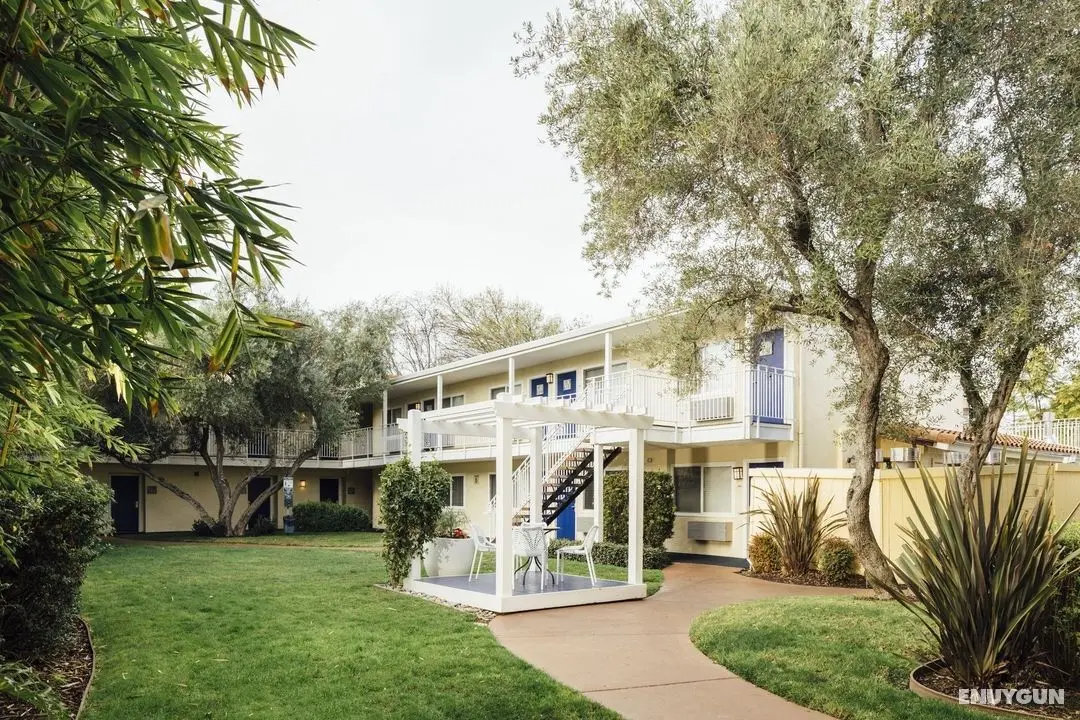 Wild Palms Hotel, a Joie de Vivre Boutique Hotel - Genel