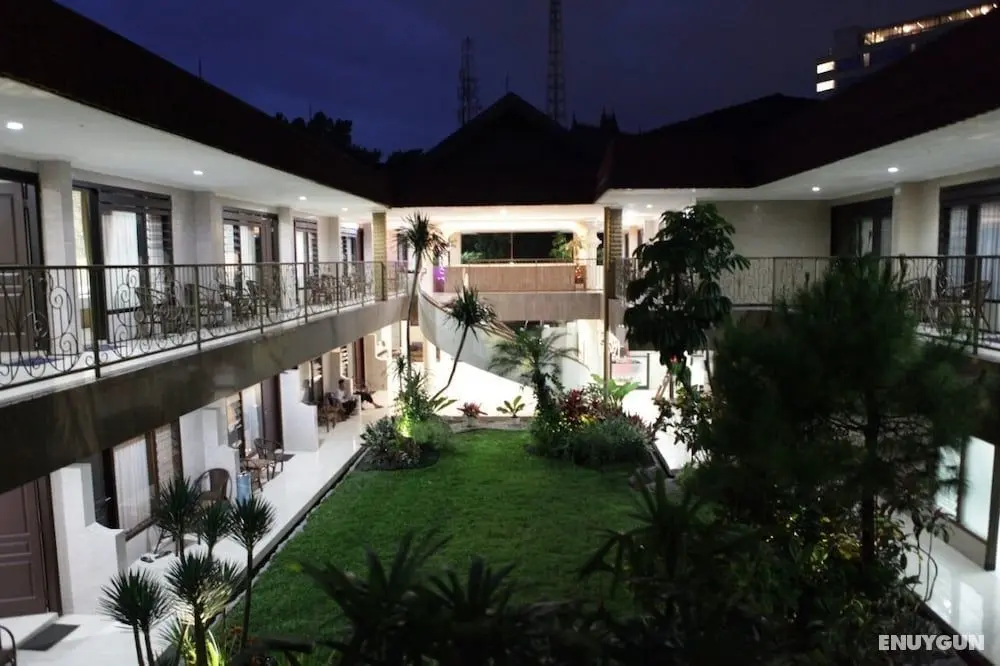 Hotel Wilis Indah Malang - Dış Mekanlar