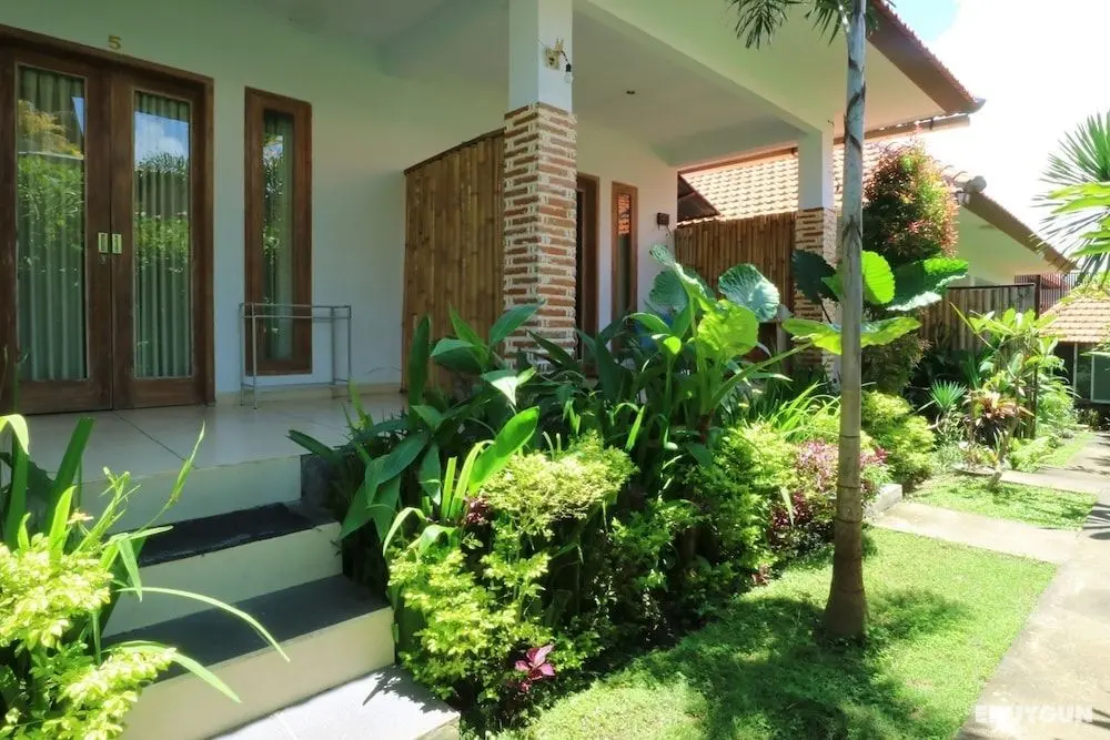 The Wina Guesthouse 2 - Dış Mekan