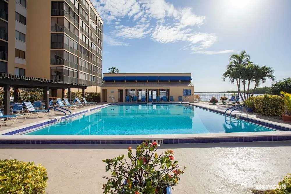 Windward Point 212 - Havuz