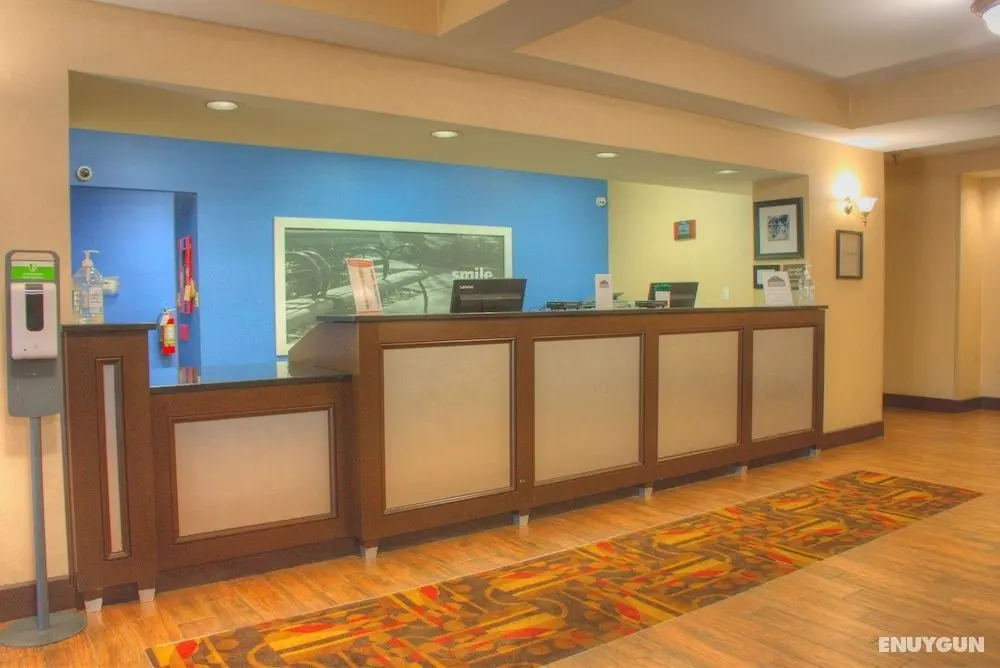 Wingate by Wyndham Steubenville - Lobi
