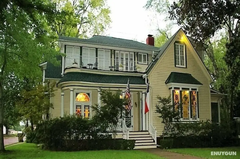 Woldert-Spence Manor - Öne Çıkan Resim