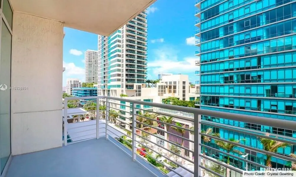 Wonderful 1 bedroom condo in Midtown - Öne Çıkan Resim