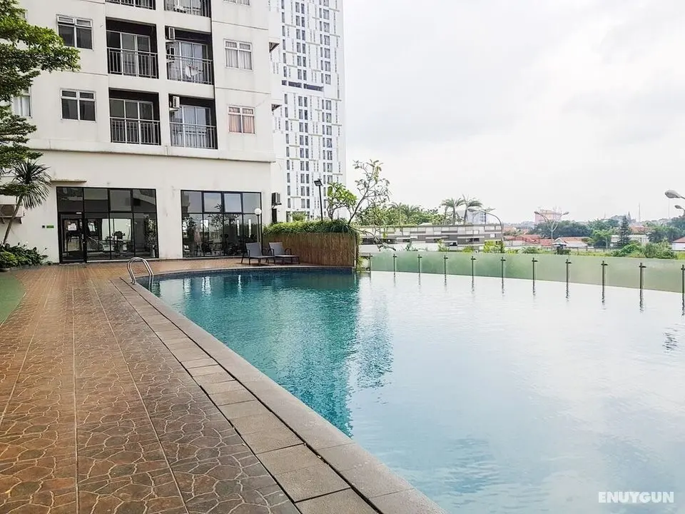 Wonderful 2BR Apartment at Serpong Greenview - Dış Mekan