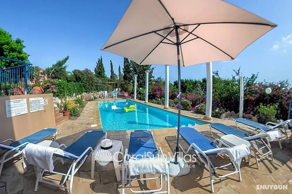 Wonderful Quiet Area, Complete Privacy, Large Pool, Colorful Garden, Jacuzzi Sauna - Öne Çıkan Resim