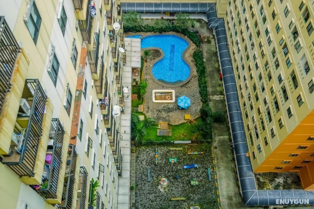 Wonderful Studio at Kebagusan City Apartment - Havuz