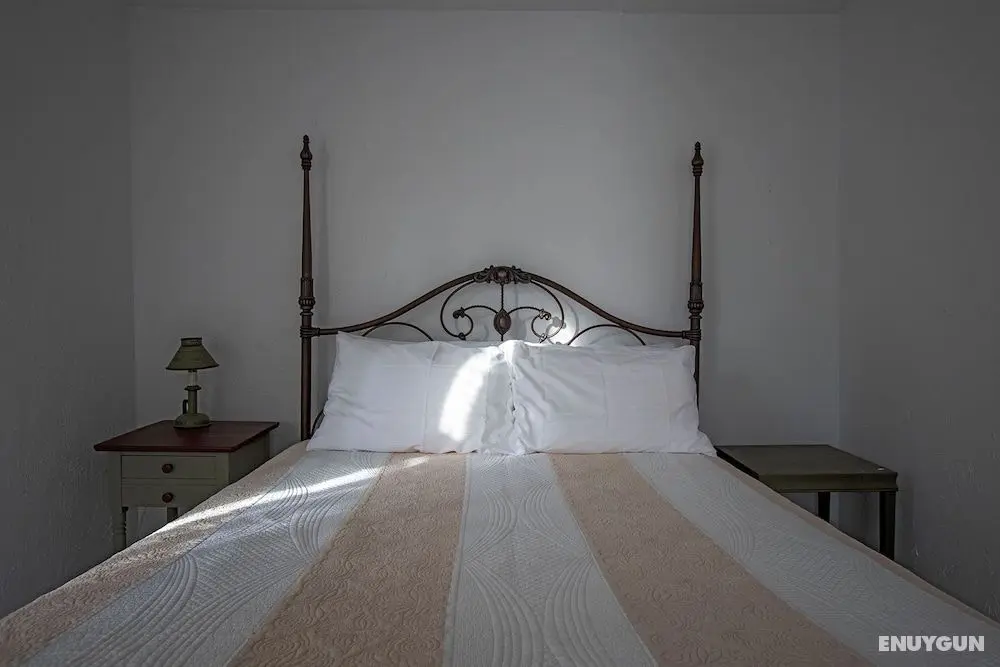 The Woodbine Inn - Öne Çıkan Resim