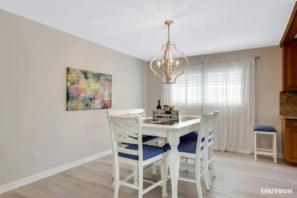 Woodridge - Private & Sanitized, Perfect for Social Distancing & Working From Home. Private Pool, Pet Friendly. Discounted During Pandemic. Super-host Support - Öne Çıkan Resim