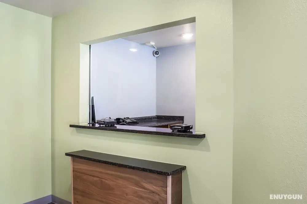WoodSpring Suites Amarillo - Lobi