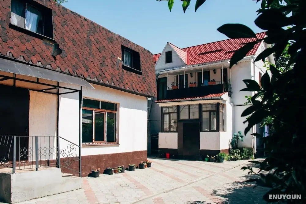 World Travelers Hostel - Öne Çıkan Resim
