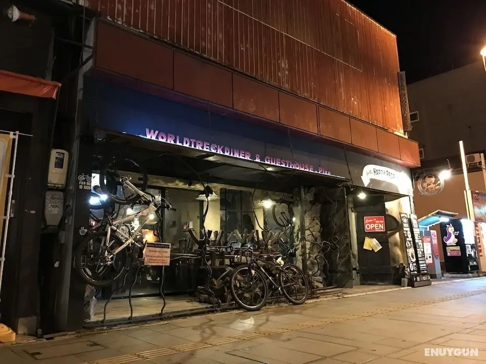 WORLDTRECK DINER & GUESTHOUSE - Pise - Öne Çıkan Resim