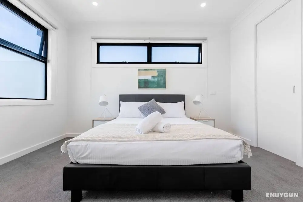 WoW Factor!luxe 4BR Townhouse@glen Waverley - Oda