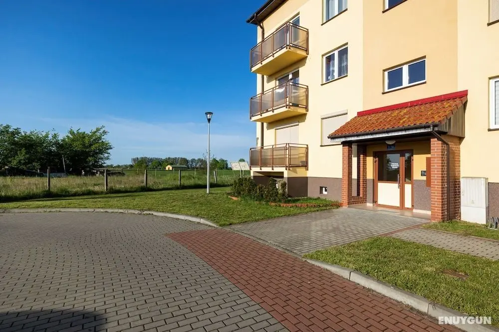 Wrzosowo 72 Apartments by Renters - Dış Mekan