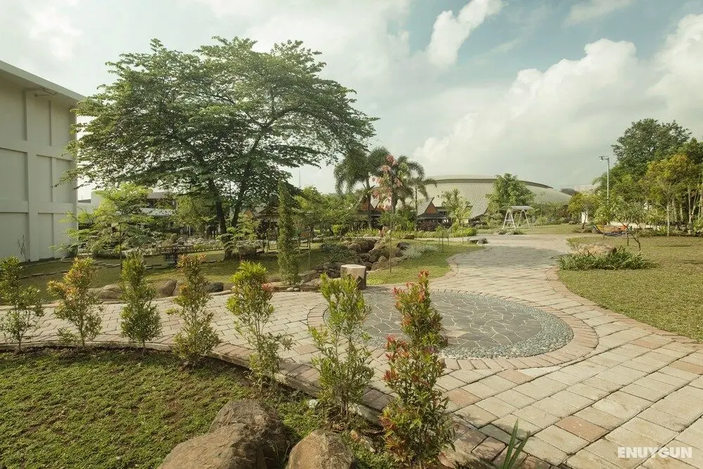 The Wujil Resort & Conventions Ungaran - Semarang - Dış Mekan