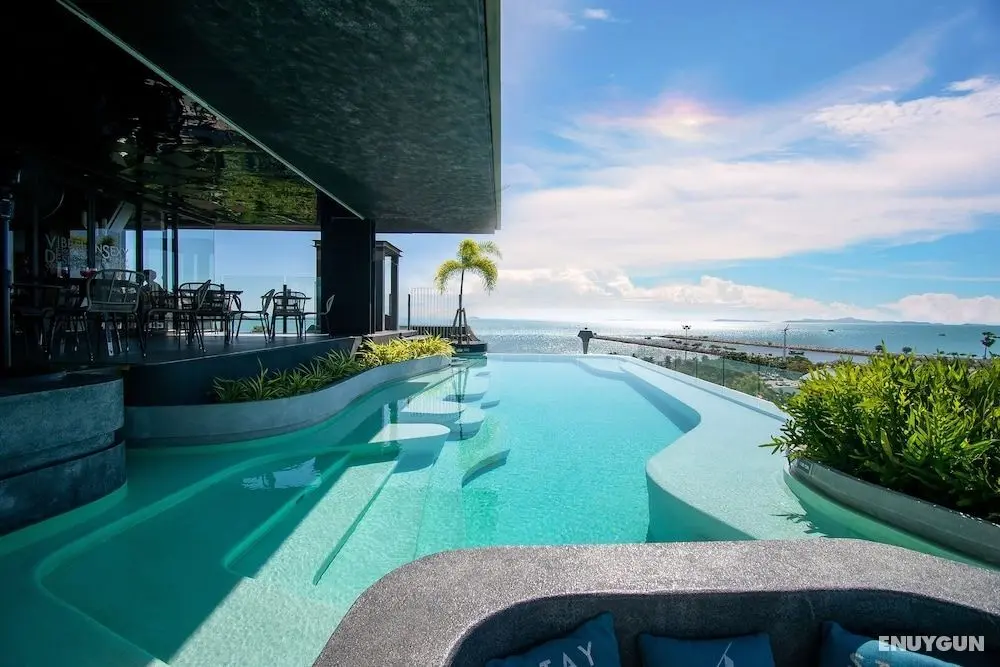 X2 Vibe Pattaya Seaphere - Öne Çıkan Resim