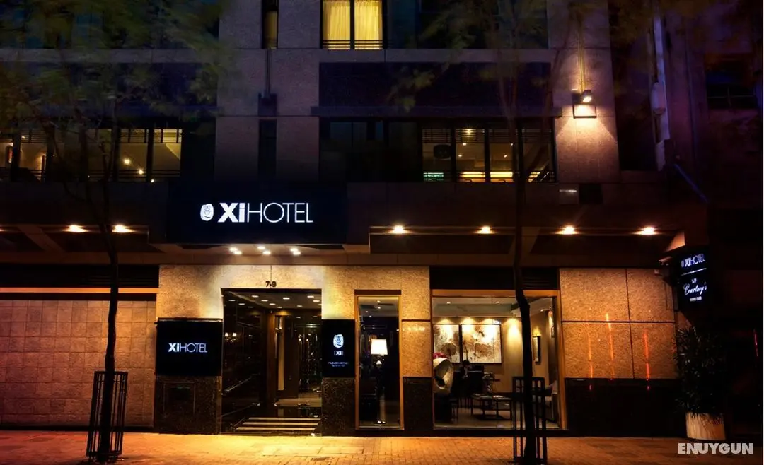 Xi Hotel - Genel