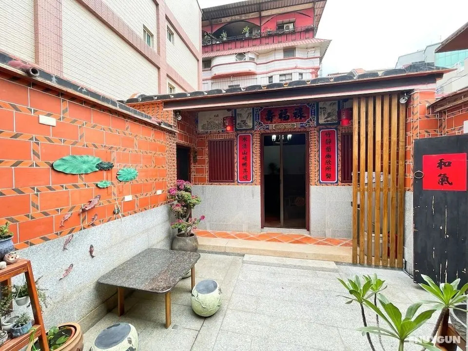 Xinqin City Hall - Oda Düzeni