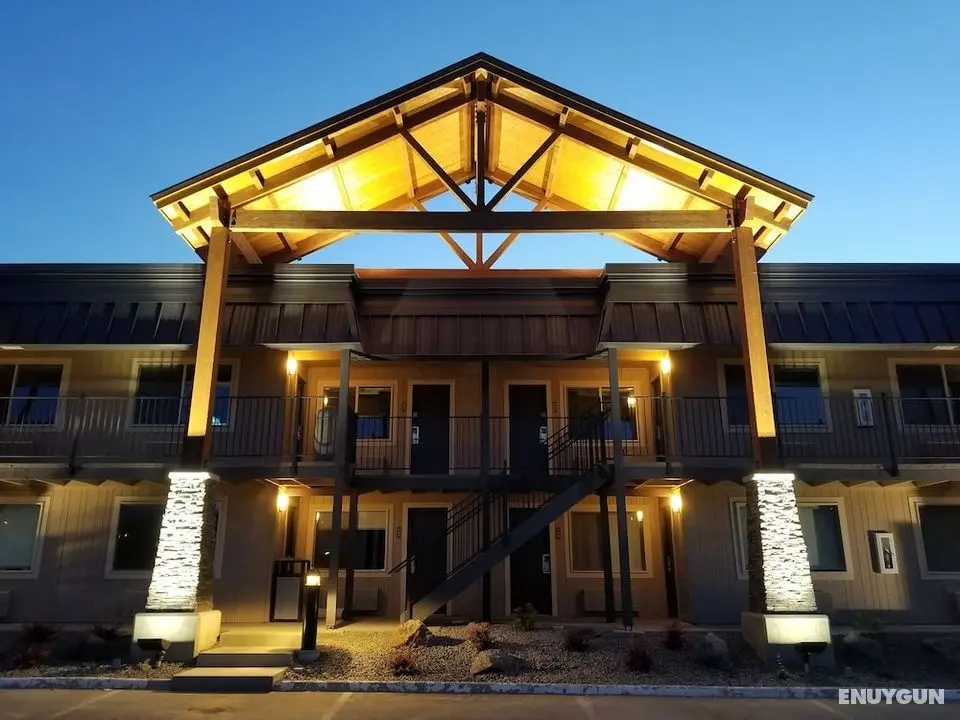 The Hotel Y - Öne Çıkan Resim