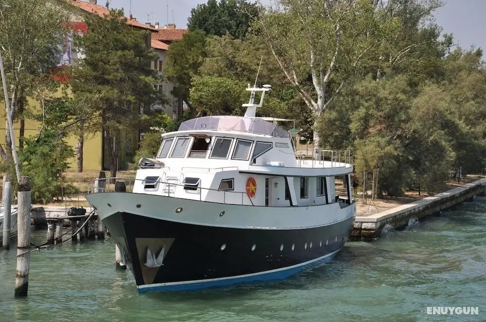 Yacht Fortebraccio Venezia - Öne Çıkan Resim