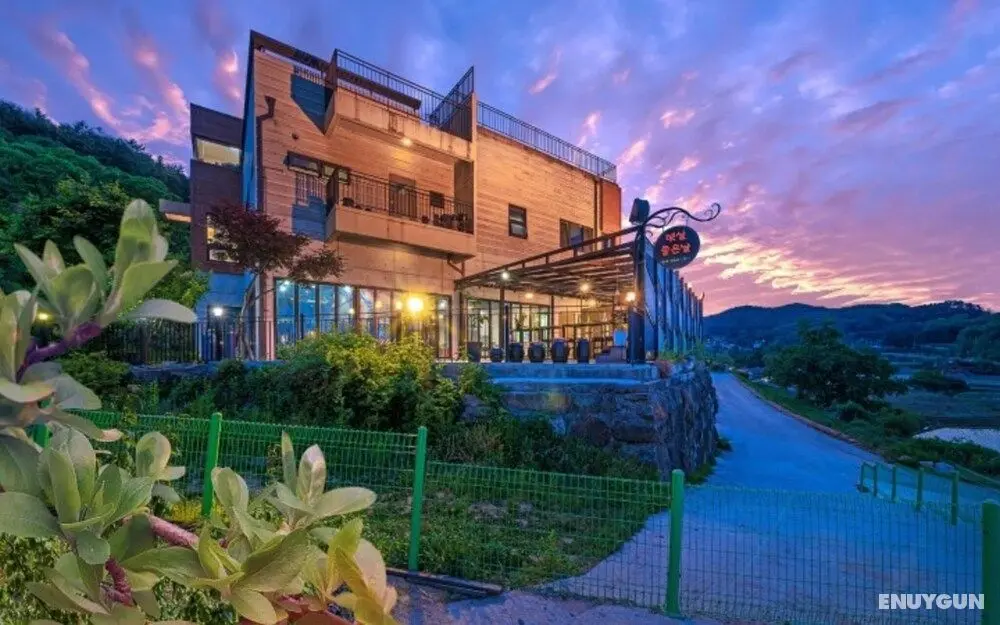 Yangpyeong Sunny Day Pension - Bina Özellikleri