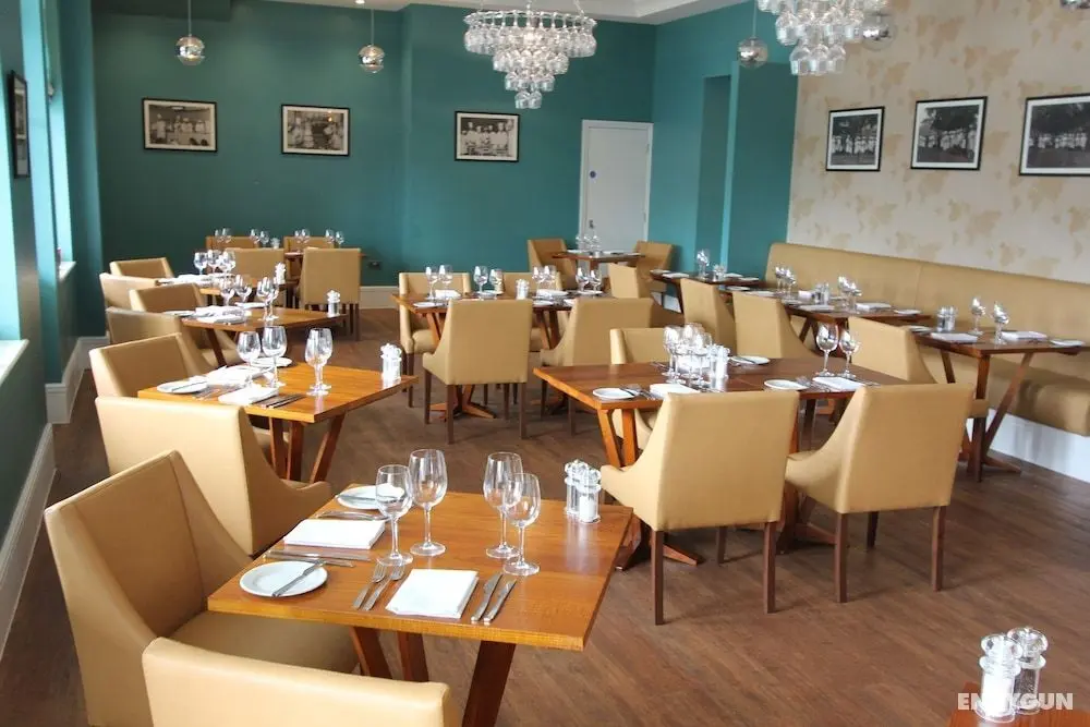 Yarrow Hotel - Öne Çıkan Resim