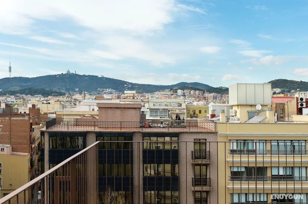 Yeah Barcelona Hostel - Konum Öne Çıkanlar