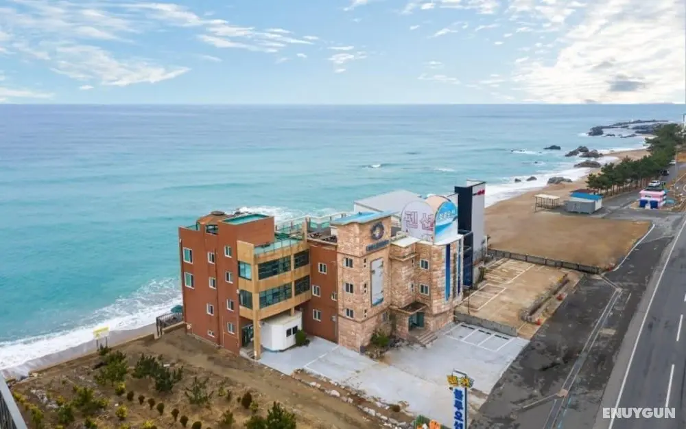 Yeongdeok Blue Ocean Tourist Pension - Misafir Tesisleri ve Hizmetleri