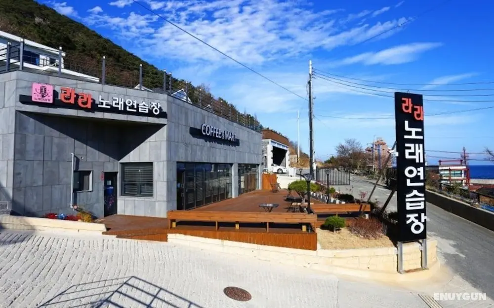 Yeongdeok Blue Road Town Pension - Misafir Tesisleri ve Hizmetleri