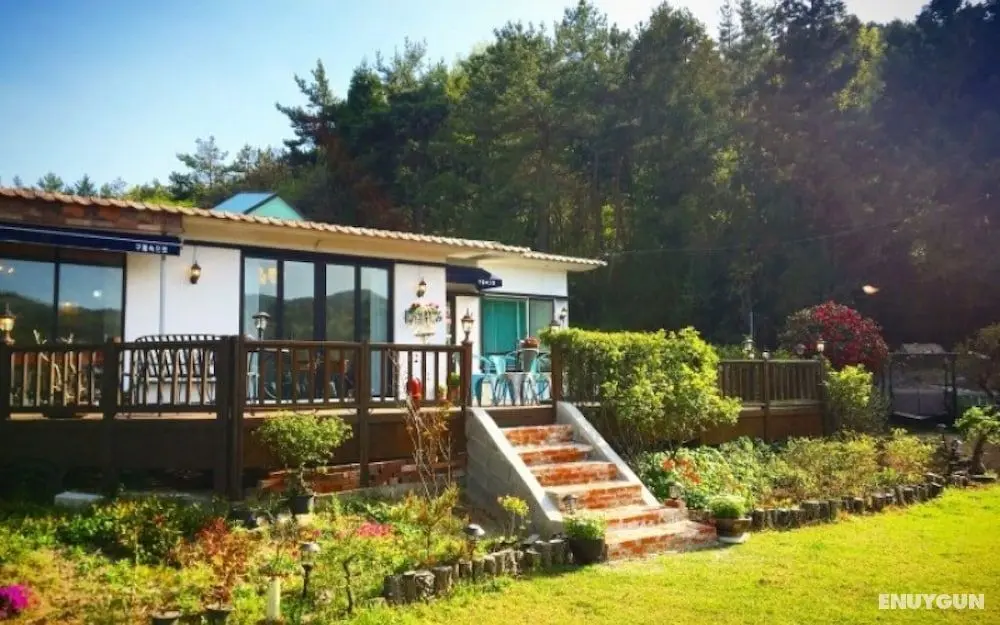 Yeosu Into the Clouds Pension - Misafir Tesisleri ve Hizmetleri