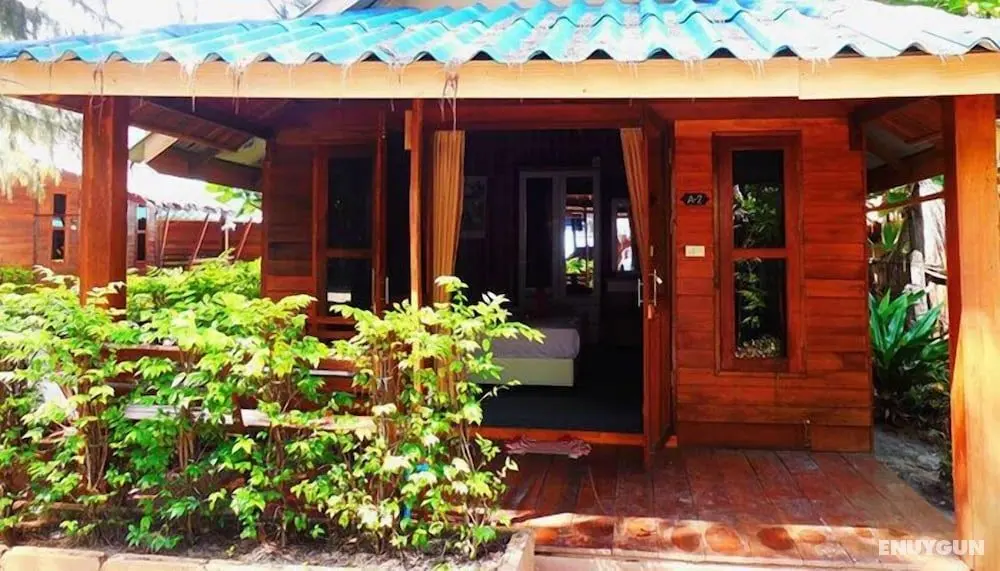 Zanom Sunrise Beach Resort - Dış Mekan