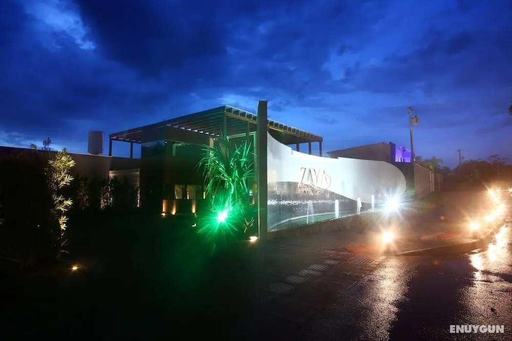 Zaya Motel Premium - Adults Only - Lobi